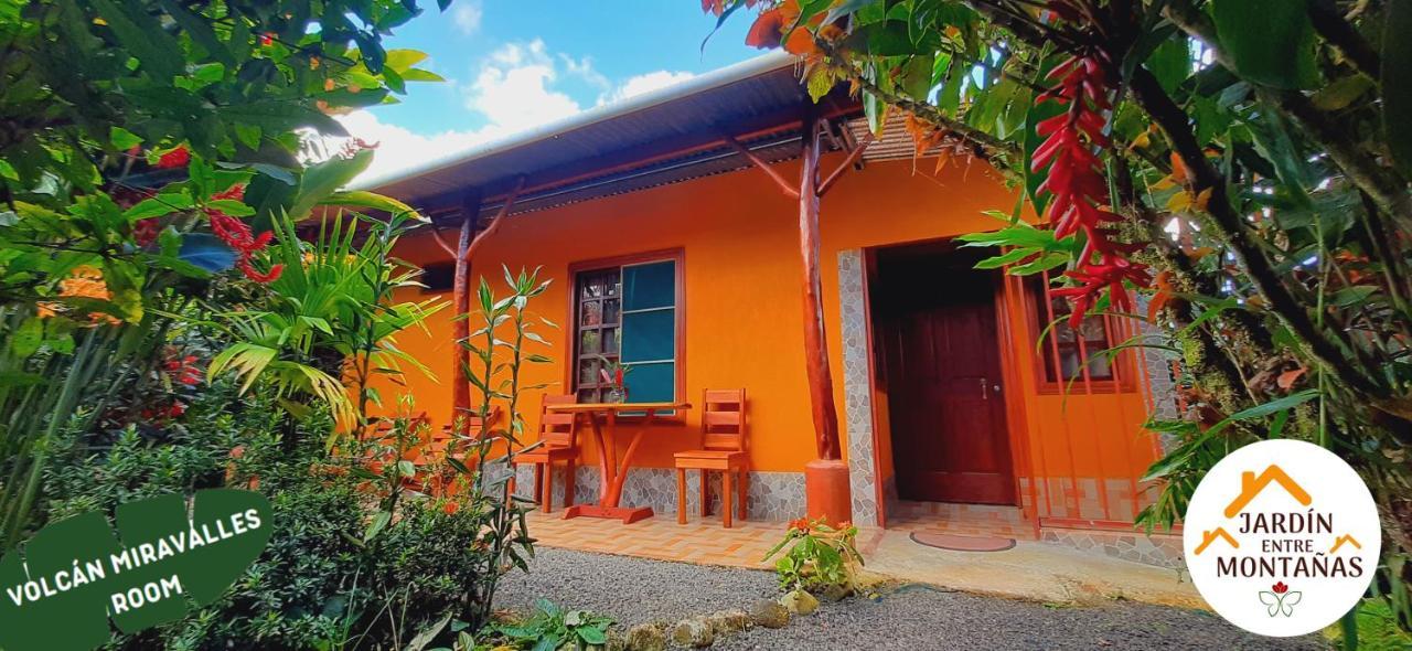 Jardin Entre Montanas Acomodação com café da manhã Bijagua Exterior foto